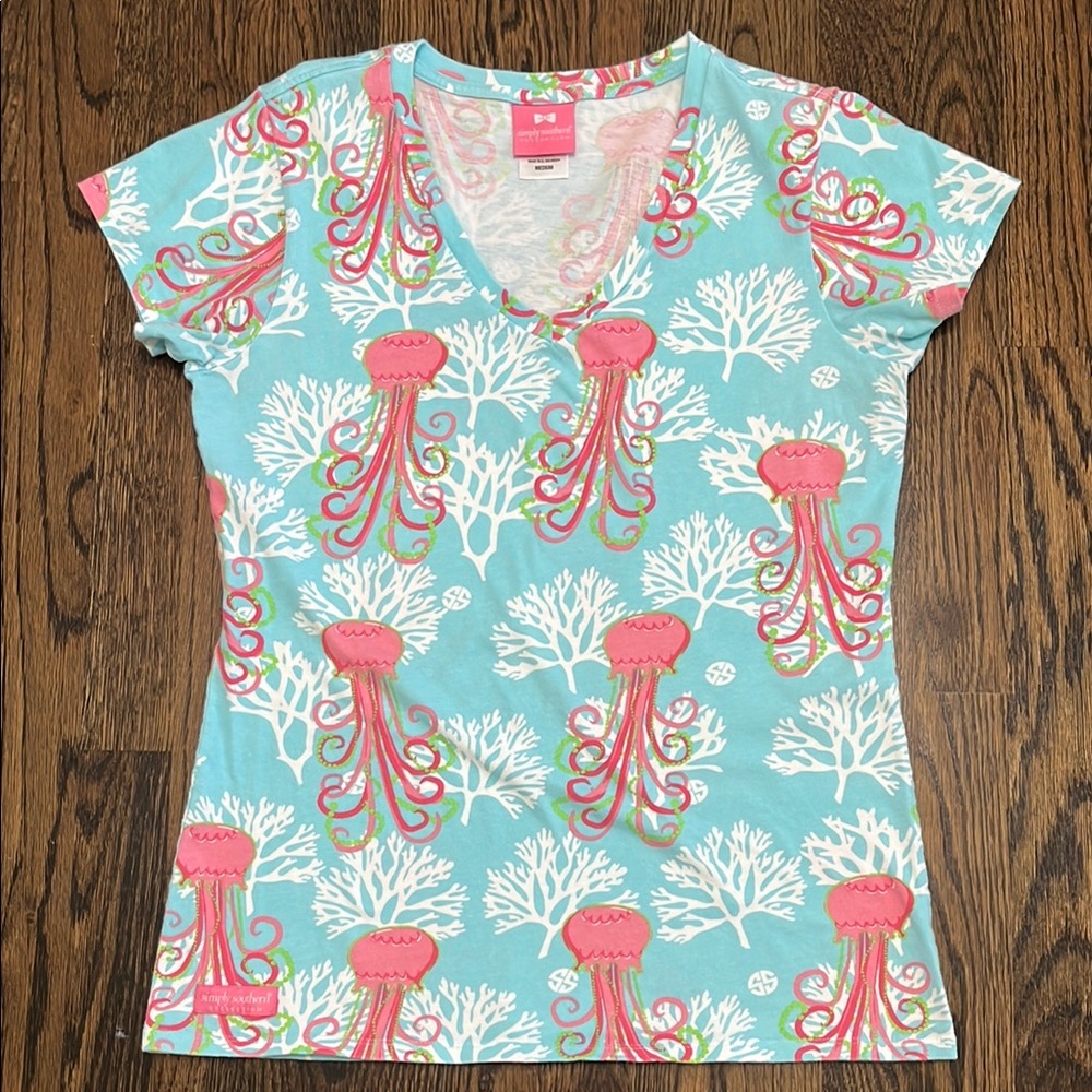 Simply Southern Jellyfish Print V-Neck T-Shirt Medium